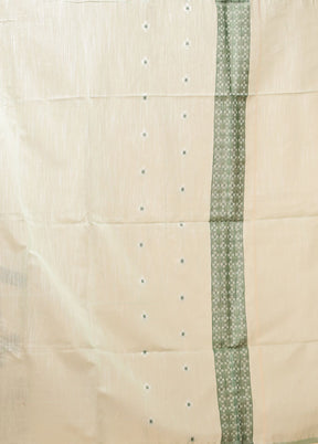 Green Matka Silk Saree With Blouse Piece