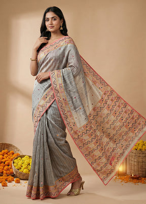 Cream Tussar Silk Saree With Blouse Piece