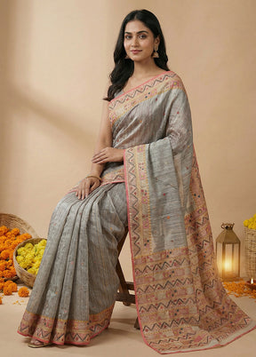 Cream Tussar Silk Saree With Blouse Piece