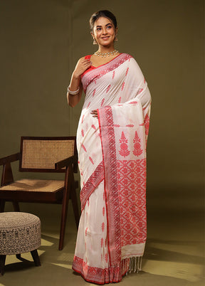 White Matka Silk Saree With Blouse Piece
