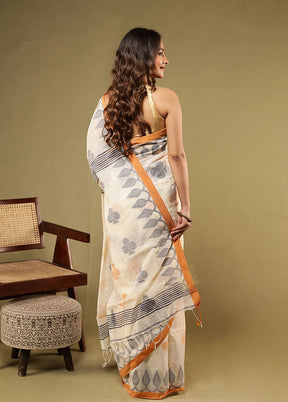 Cream Matka Silk Saree With Blouse Piece