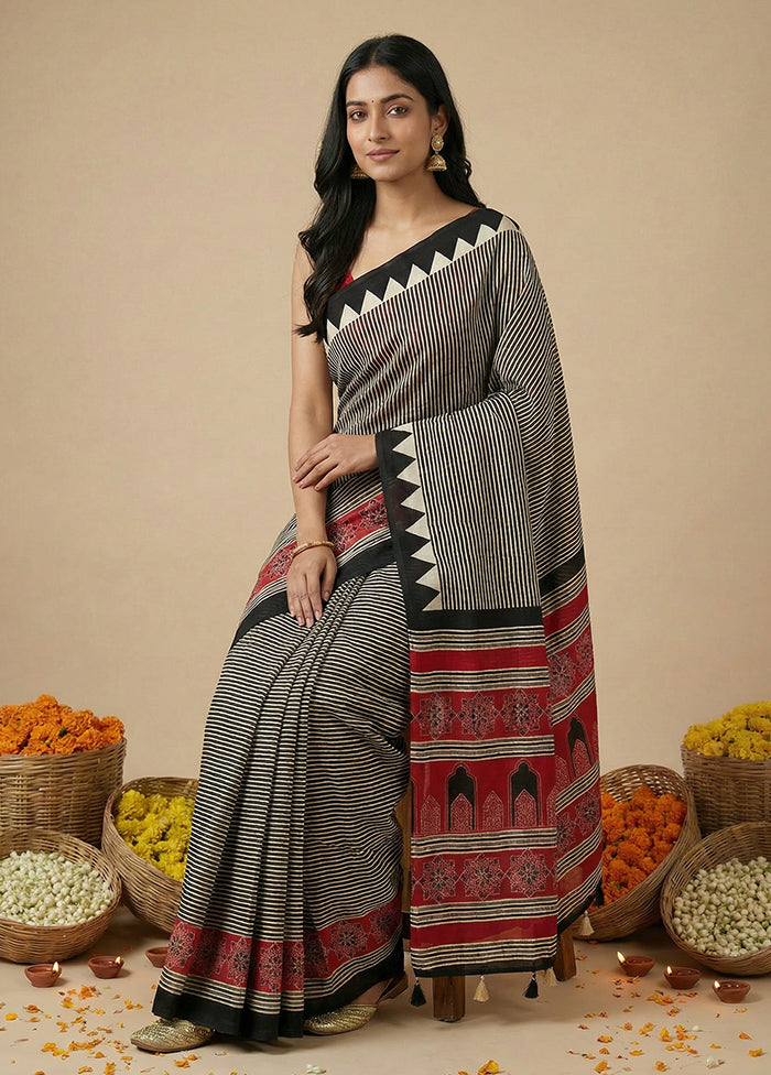 Black Printed Silk Saree Without Blouse Piece