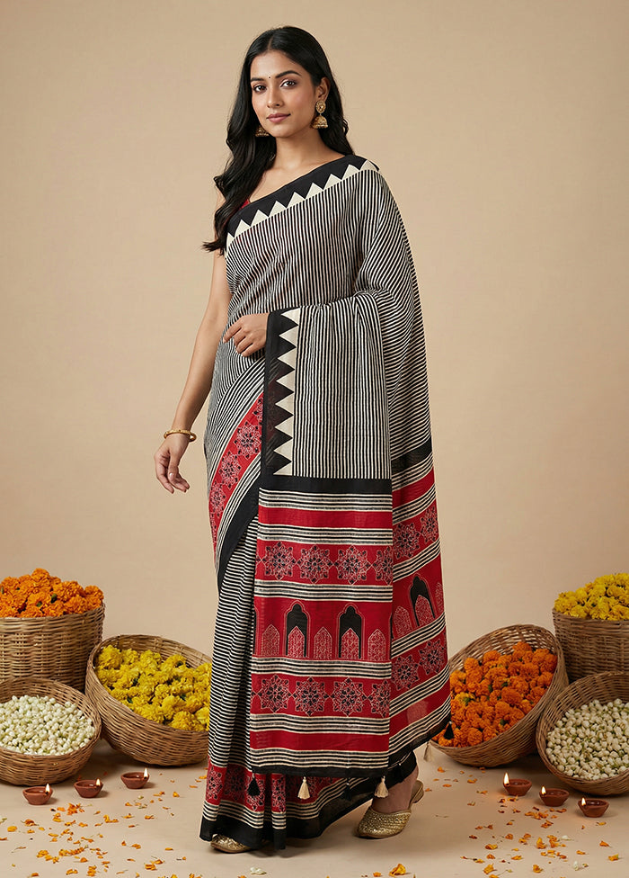 Black Printed Silk Saree Without Blouse Piece