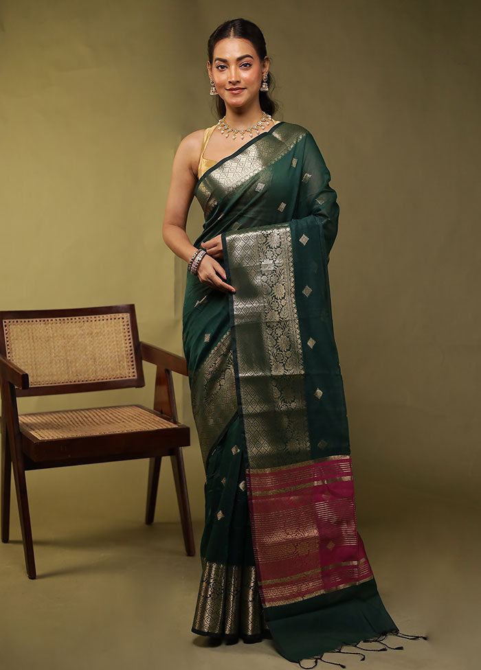 Green Cotton Saree With Blouse Piece
