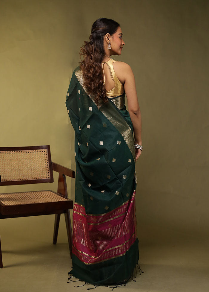 Green Cotton Saree With Blouse Piece