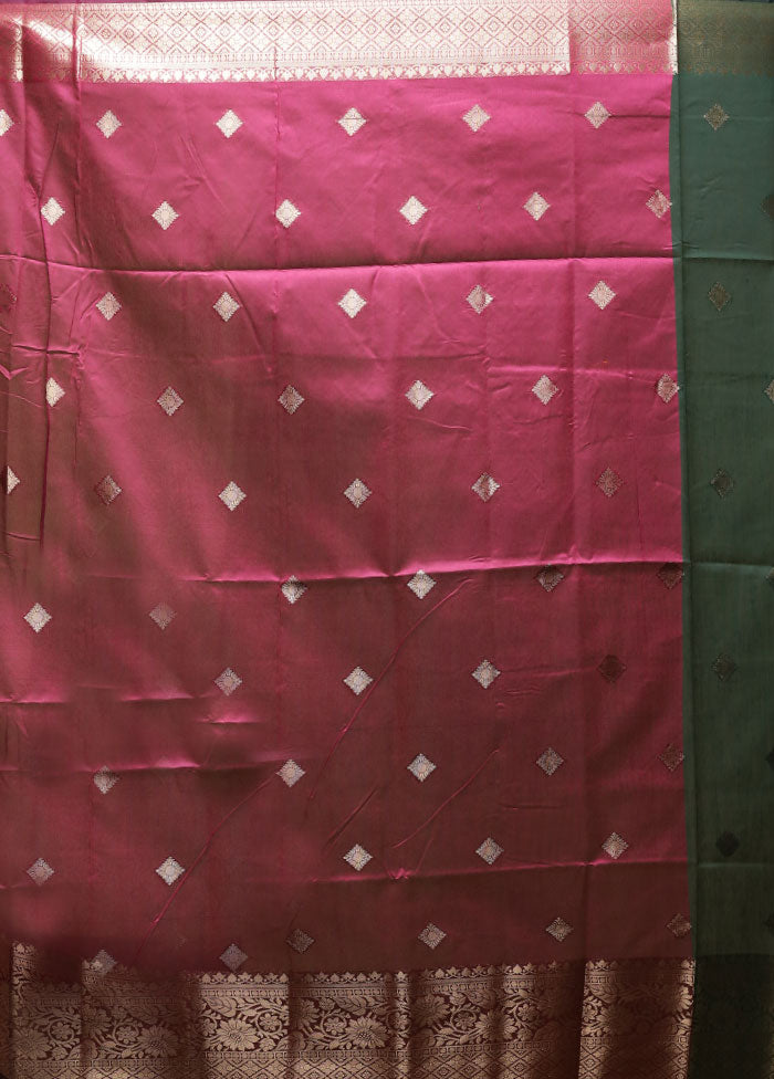 Green Cotton Saree With Blouse Piece