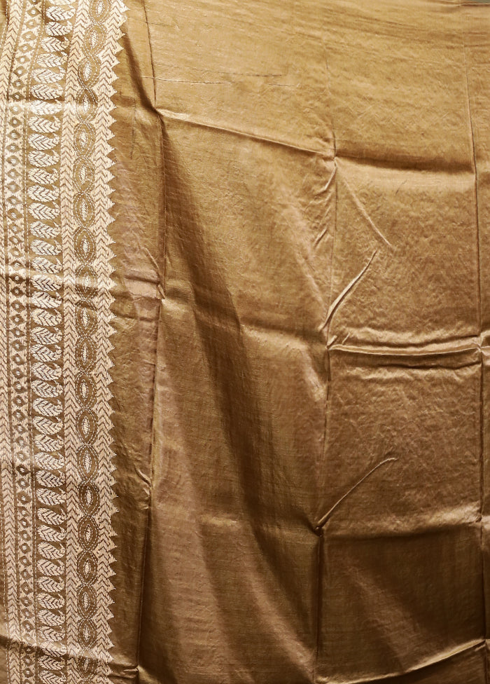 Cream Handloom Kantha Stitch Pure Silk Saree With Blouse Piece