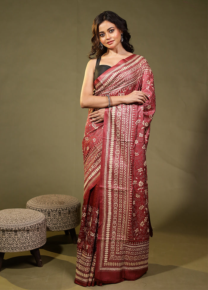 Red Handloom Kantha Stitch Pure Silk Saree With Blouse Piece