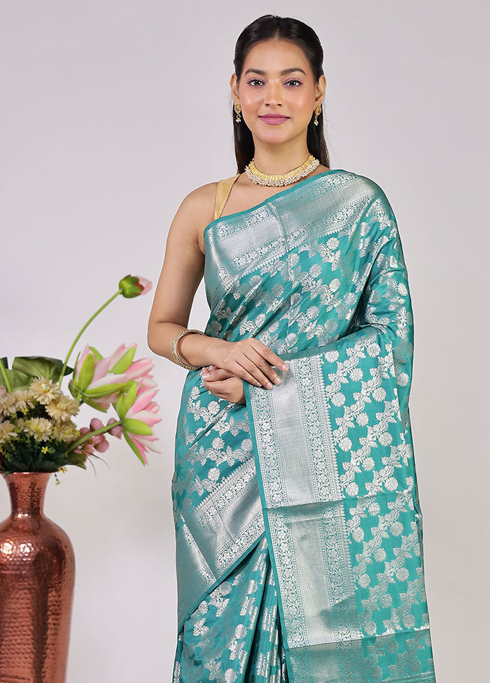 Green Dupion Silk Saree With Blouse Piece