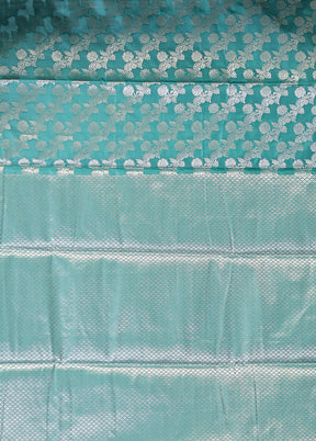 Green Dupion Silk Saree With Blouse Piece