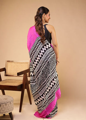 Magenta Printed Pure Silk Saree With Blouse Piece