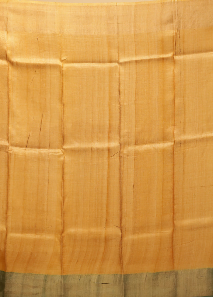 Green Handloom Tussar Pure Silk Saree With Blouse Piece