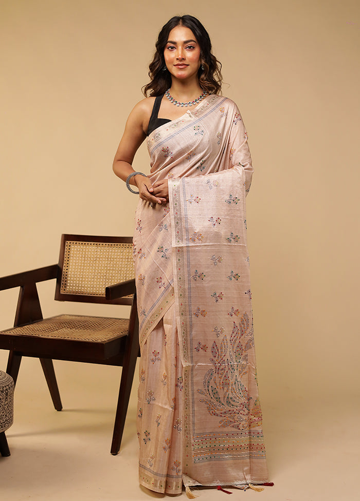 Cream Tussar Silk Saree With Blouse Piece