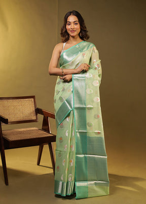 Green Cotton Saree With Blouse Piece
