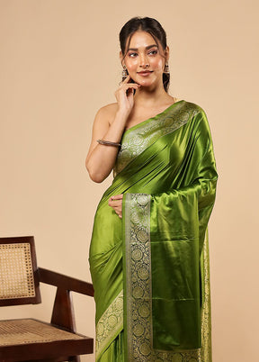 Green Dupion Silk Saree With Blouse Piece