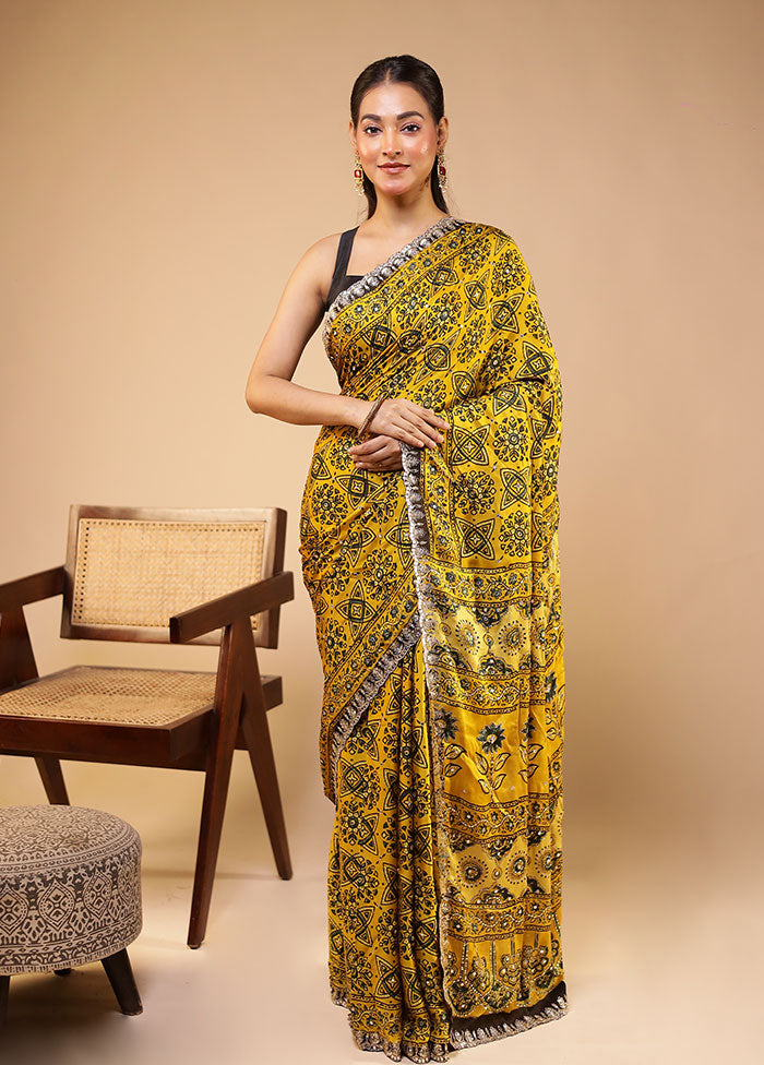 Green Printed Pure Silk Saree Without Blouse Piece