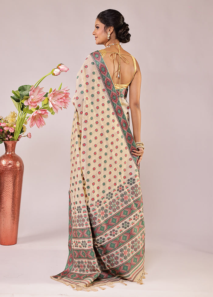 Cream Assam Silk Saree With Blouse Piece