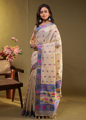 Cream Assam Silk Saree With Blouse Piece