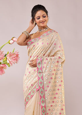 Cream Assam Silk Saree With Blouse Piece