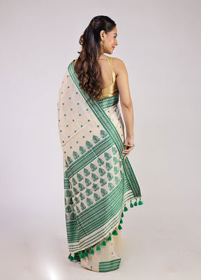Cream Assam Silk Saree With Blouse Piece
