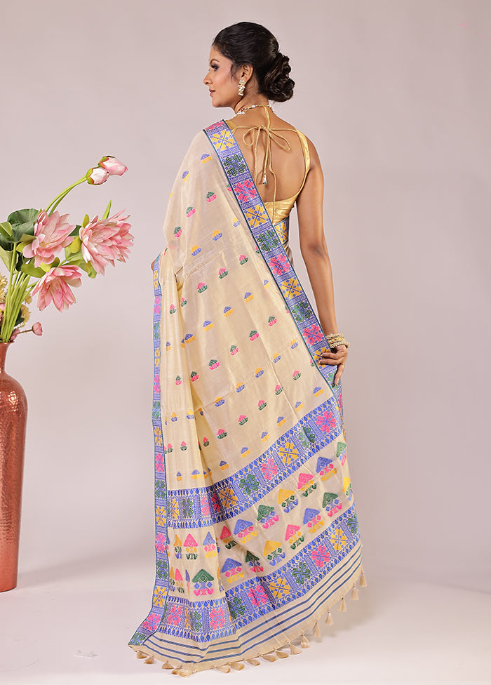 Cream Assam Silk Saree With Blouse Piece