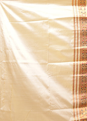 Cream Assam Silk Saree With Blouse Piece