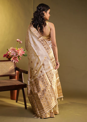 Cream Assam Silk Saree With Blouse Piece