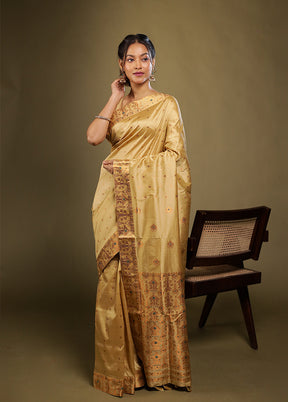 Cream Assam Silk Saree With Blouse Piece