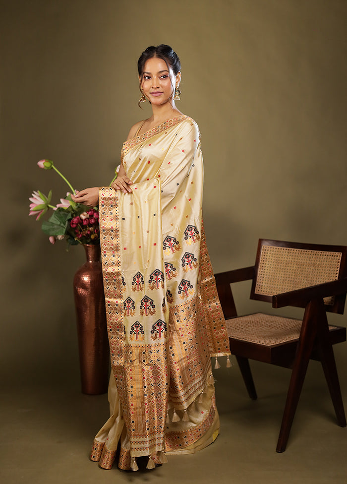 Cream Assam Silk Saree With Blouse Piece