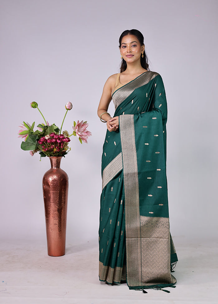 Green Dupion Silk Saree With Blouse Piece
