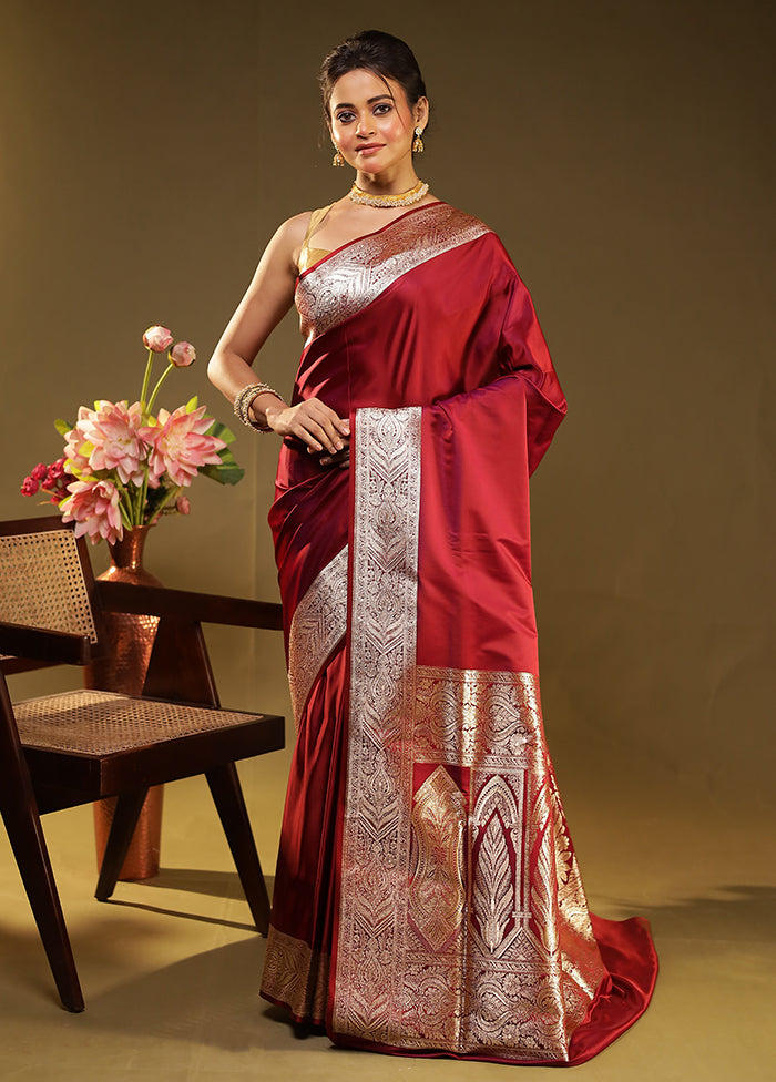 Red Banarasi Silk Saree With Blouse Piece