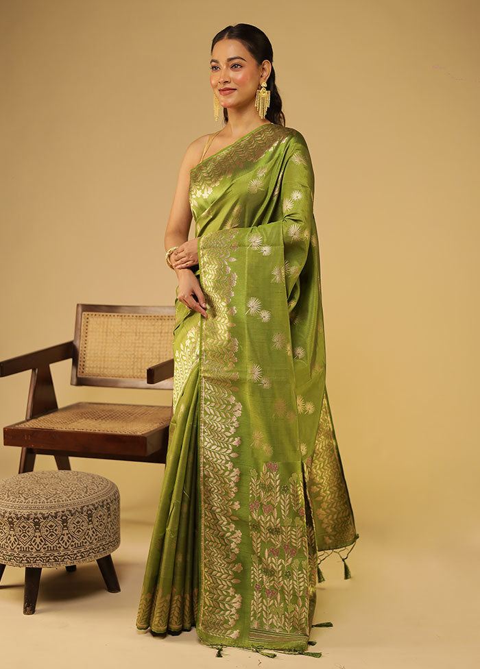 Green Dupion Silk Saree With Blouse Piece