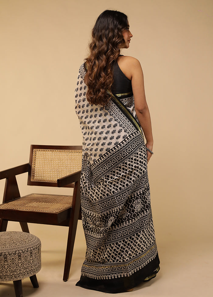 White Chanderi Silk Saree With Blouse Piece