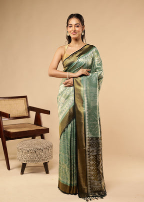 Green Dupion Silk Saree With Blouse Piece