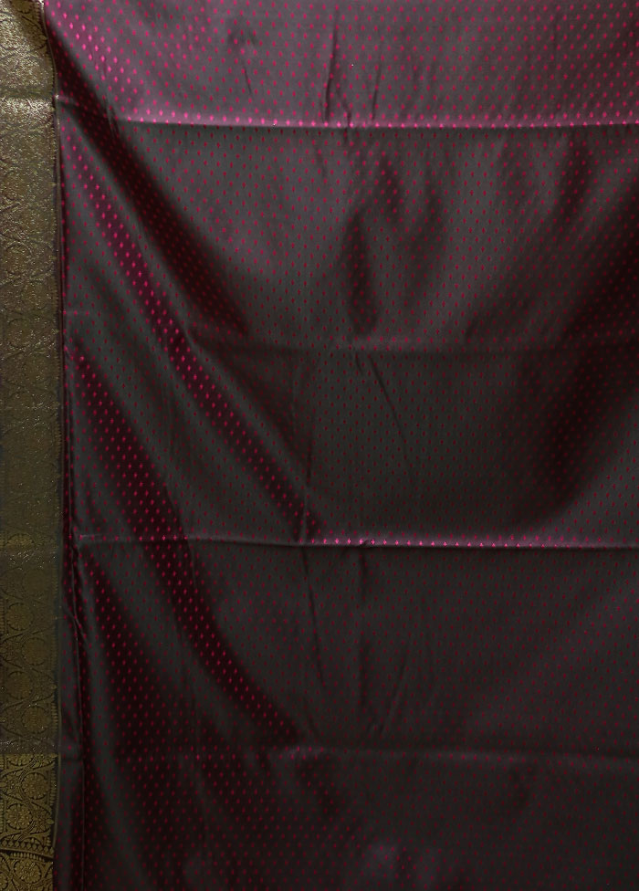 Maroon Tanchoi Silk Saree With Blouse Piece