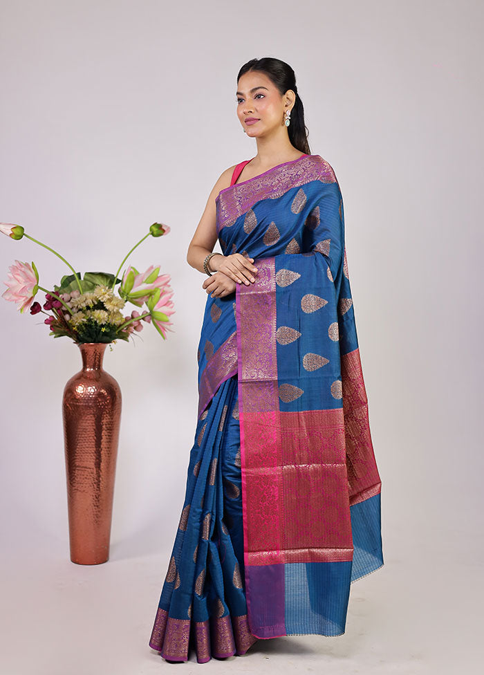 Blue Cotton Saree With Blouse Piece