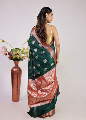 Green Cotton Saree With Blouse Piece