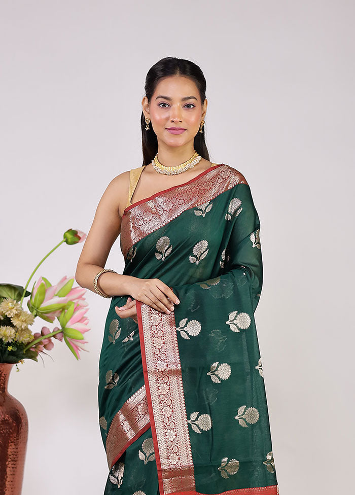 Green Cotton Saree With Blouse Piece