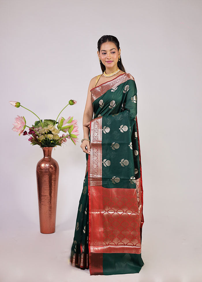 Green Cotton Saree With Blouse Piece