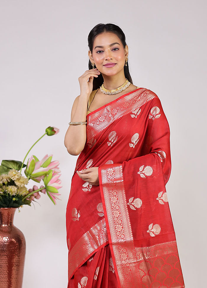 Red Cotton Saree With Blouse Piece
