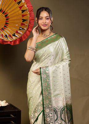 Green Banarasi Silk Saree With Blouse Piece