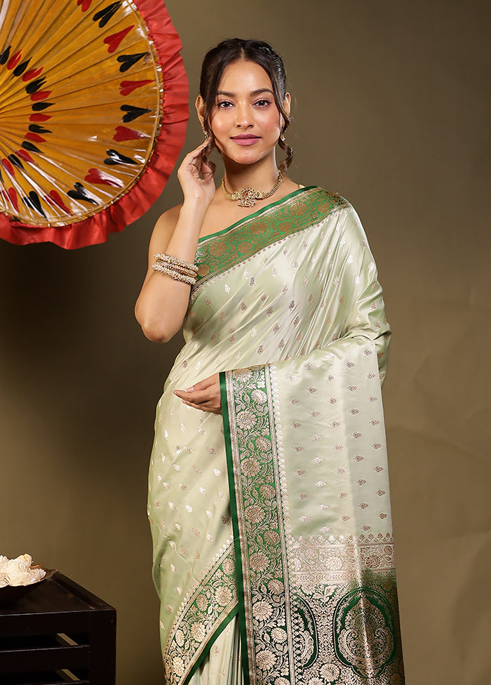 Green Banarasi Silk Saree With Blouse Piece