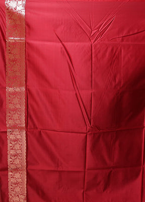Red Banarasi Silk Saree With Blouse Piece