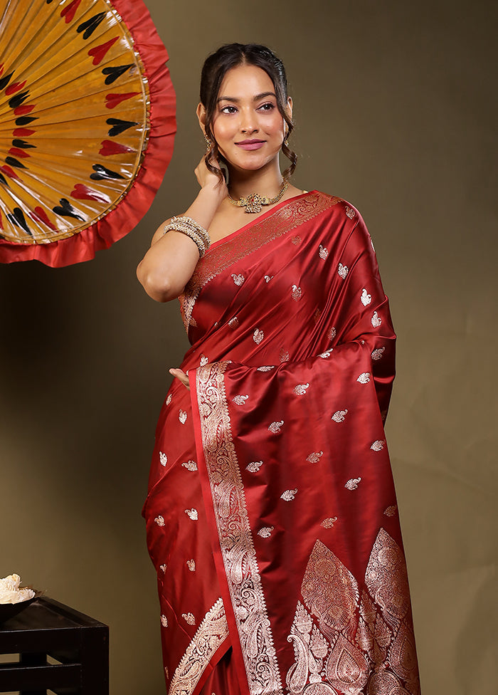 Thali & Toast Duo – Red Banarasi & Peach Organza Sarees