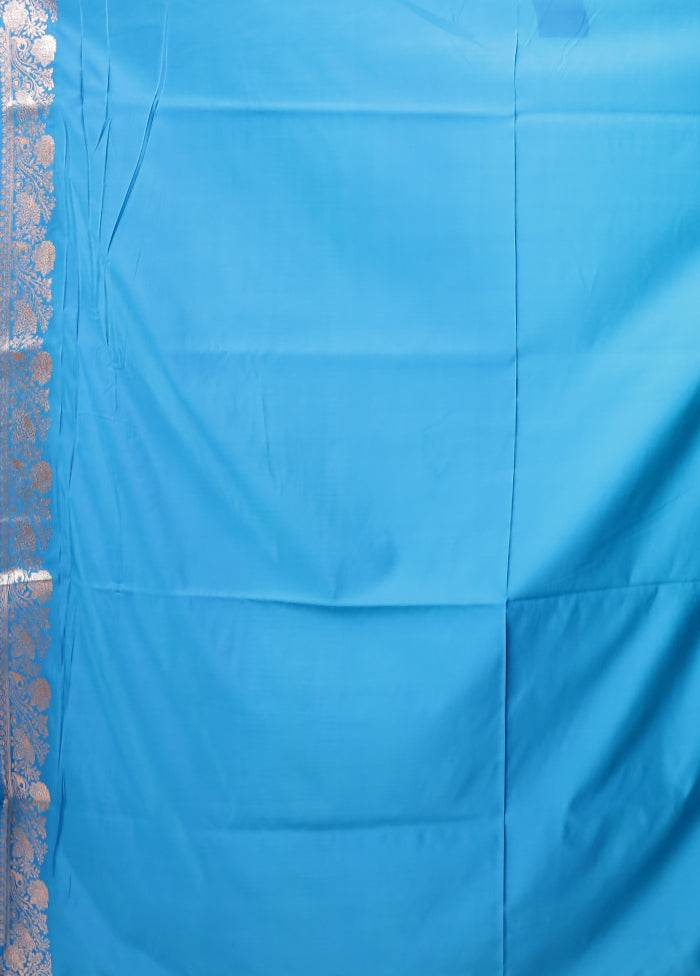 Blue Banarasi Silk Saree With Blouse Piece