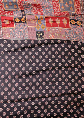 Multicolor Printed Silk Saree With Blouse Piece