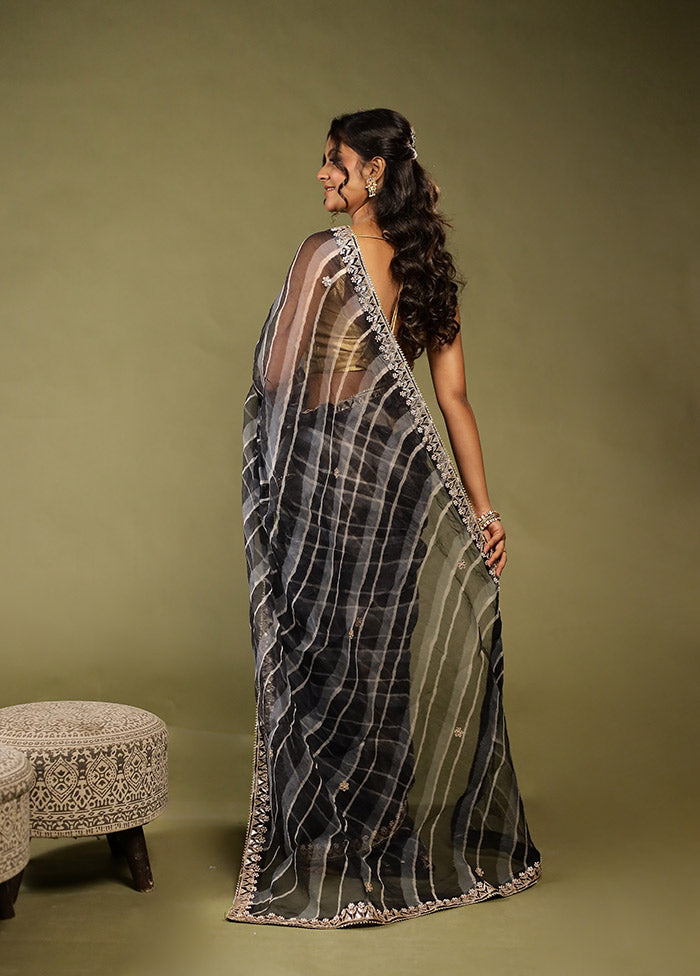 Grey Bandhej Saree With Blouse Piece