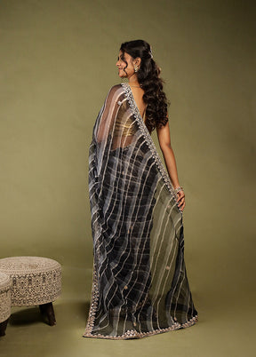 Grey Bandhej Saree With Blouse Piece