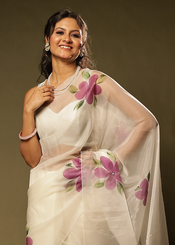 Shankhnaad Duo – Red Banarasi & White Organza Sarees