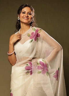 Shankhnaad Duo – Red Banarasi & White Organza Sarees